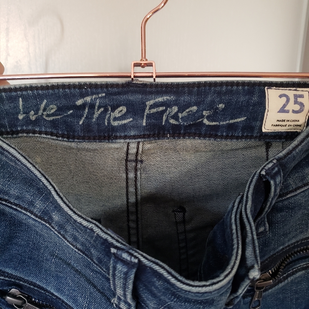New, Free People, Size 25, Blue Jeans. - Picture 5 of 14